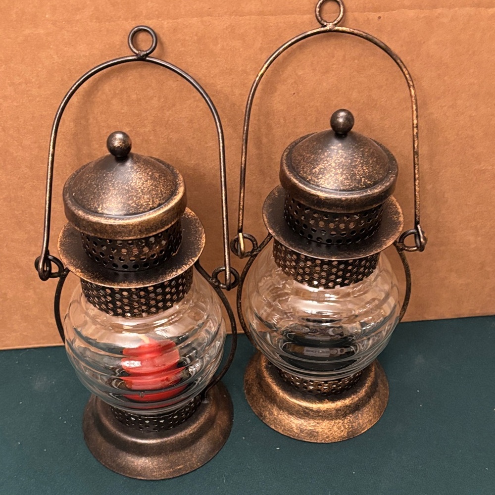 Vintage Bronze Lantern Set - Picture 2 of 2